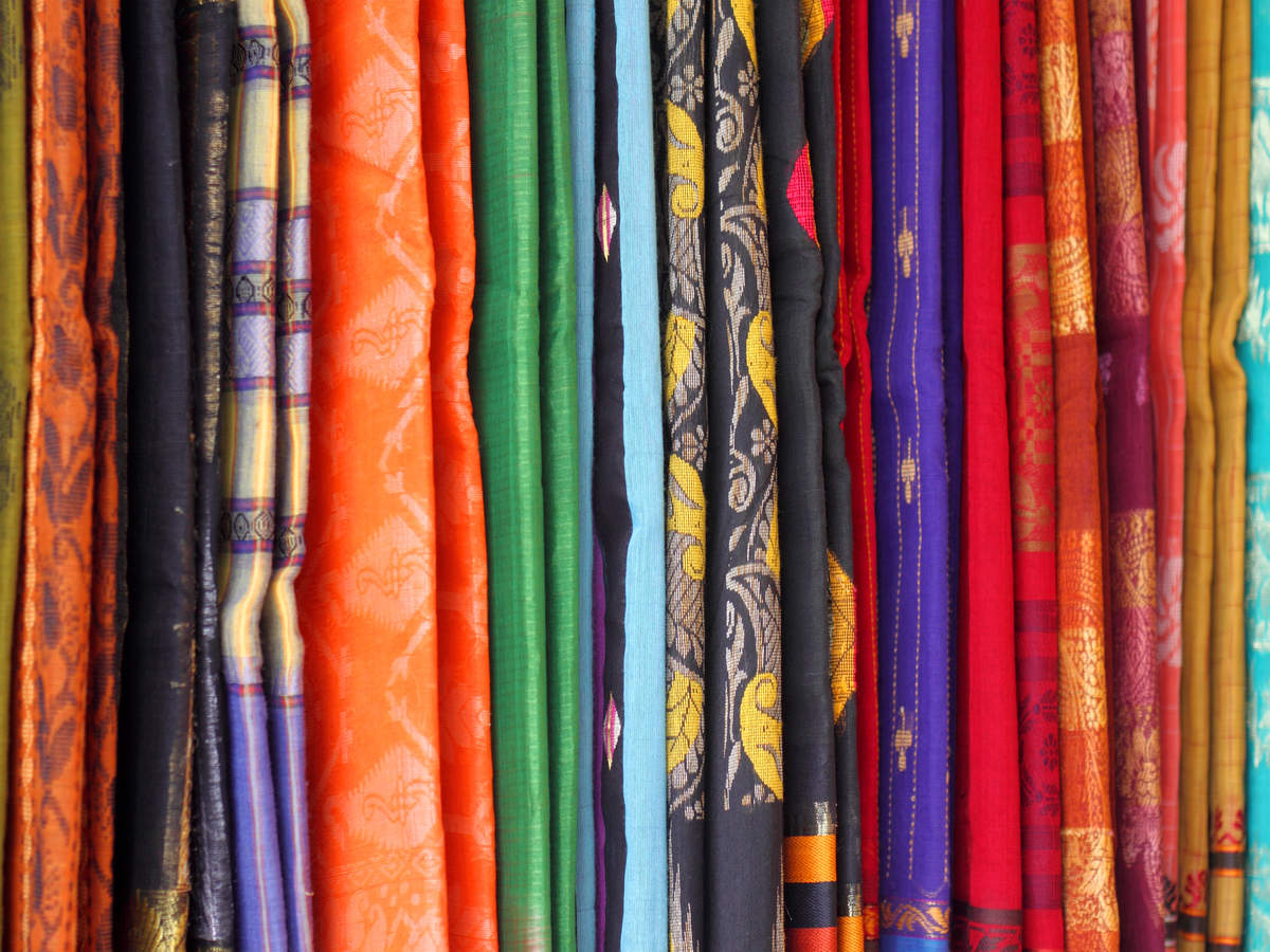 A guide to shopping for Kanchipuram silk sarees in Kanchipuram | Times ...