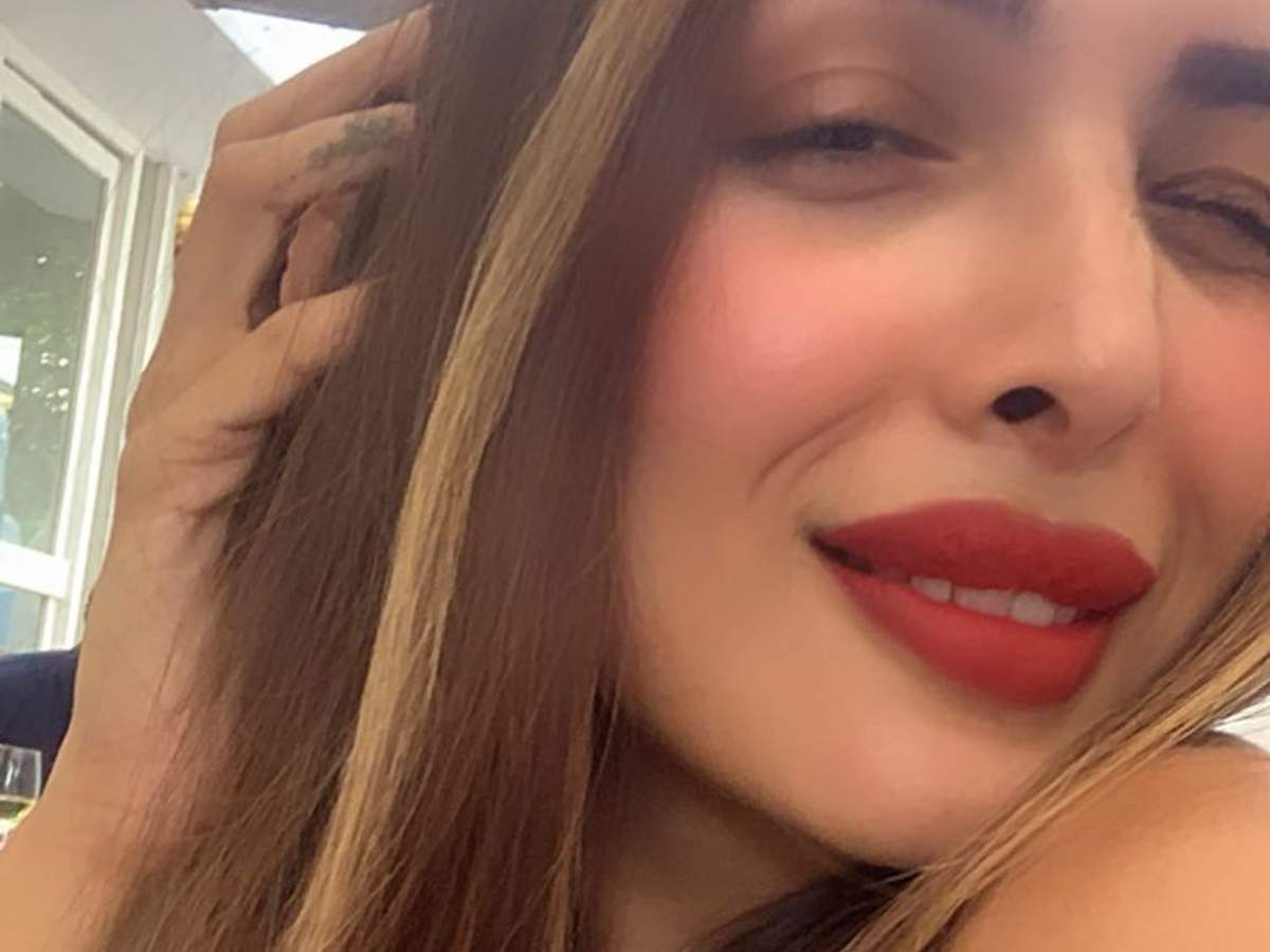 Malaika Arora looks breathtakingly beautiful in her latest selfie