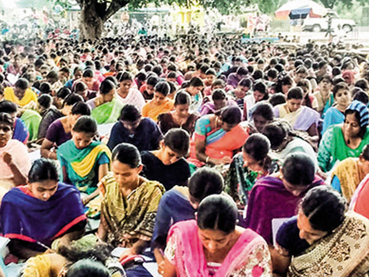 Not less than 2,000 aspirants gather under the trees every Sunday to attend the free coaching classes offered by a group of government employees