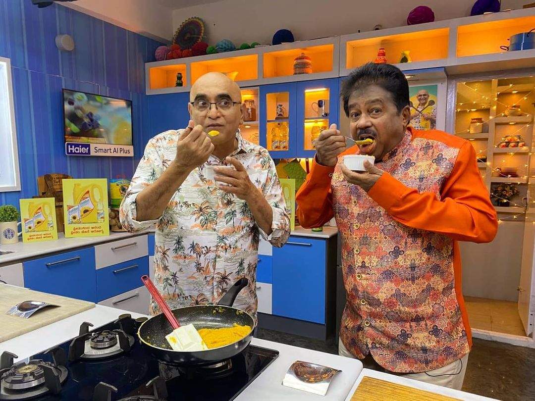 Cookery Show Bombaat Bhojana Features Senior Actor Sa Re Ga Ma Viji Times Of India