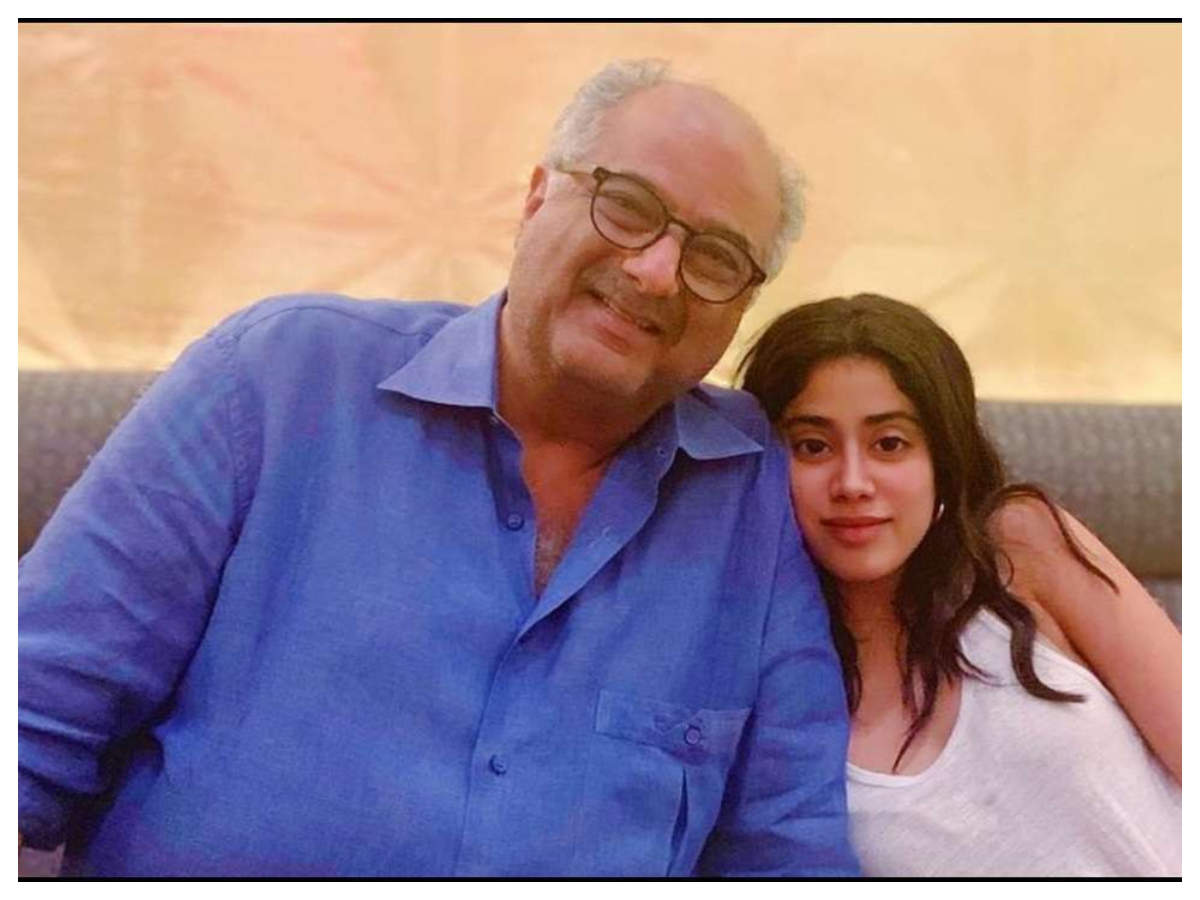 Janhvi Kapoor reveals she once lied to father Boney Kapoor and took a secret trip to Las Vegas - Times of India