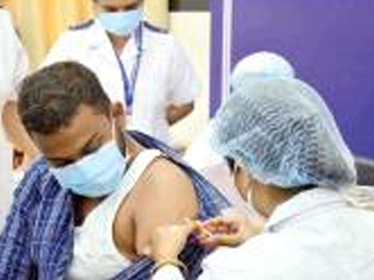 Persons who received the vaccine were monitored for around 30 minutes before they were asked to go. 