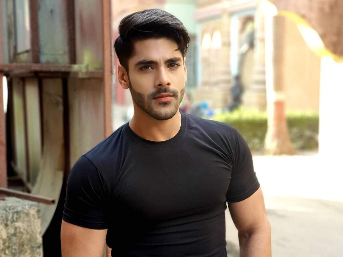 simba nagpal: Ex-Roadies star Simba Nagpal blessed to complete a year as TV actor - Times of India