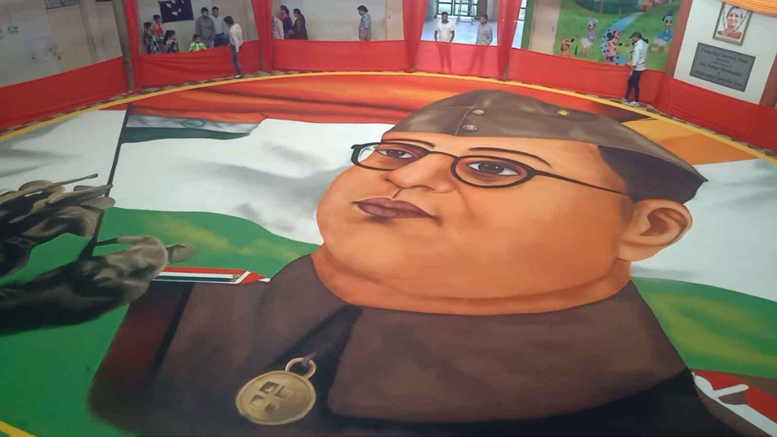 Netaji's 3D rangoli made at Indore school on his birth anniversary | News - Times of India Videos Netaji's 3D rangoli made at Indore school on his birth anniversary | News - Times of India Videos