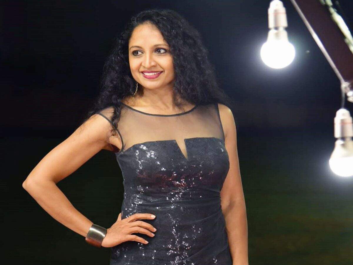telugu tv actress srinidhi divorce telugu tv actress srinidhi divorce