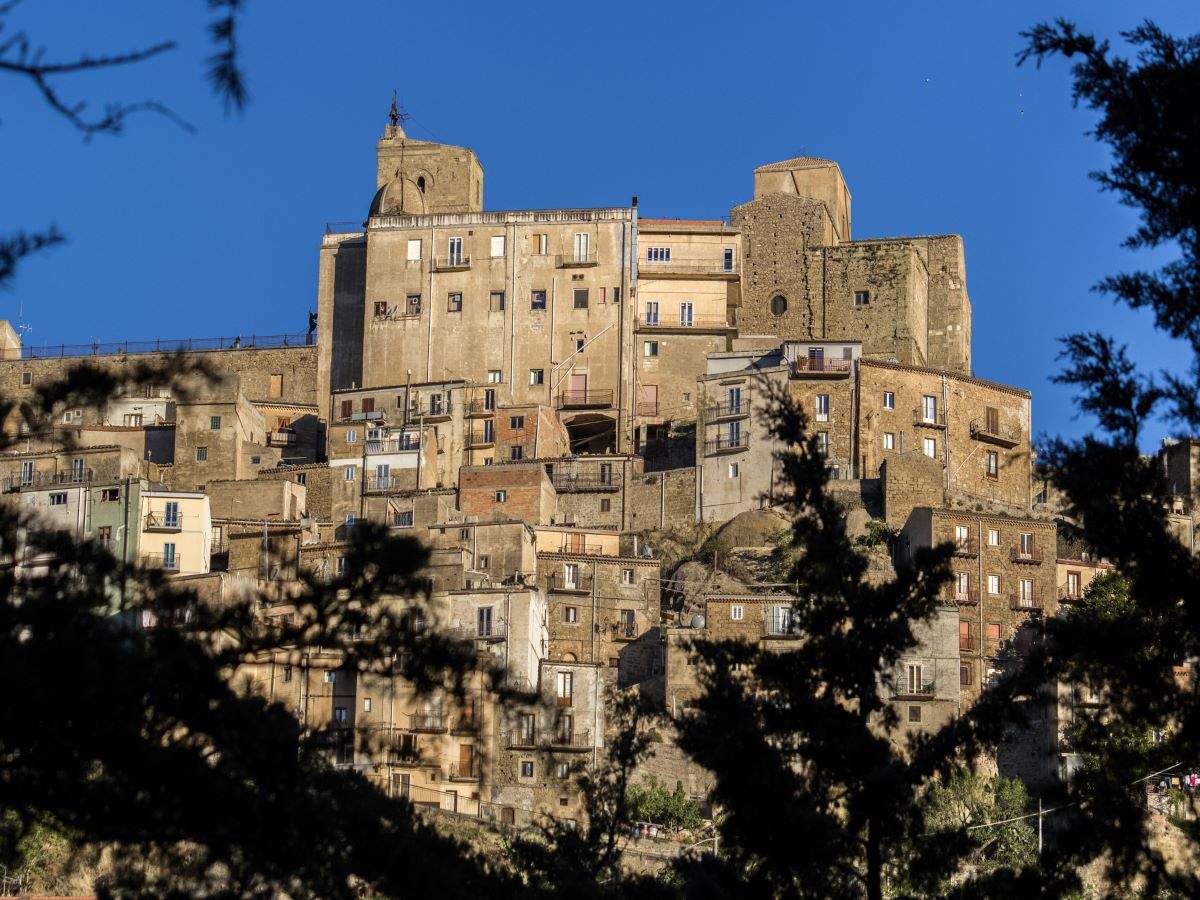 This gorgeous Italian town will pay up to €25000 to renovate your €1 home