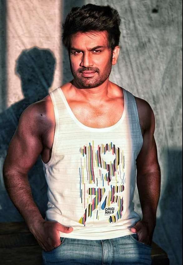 Sharad Kelkar: I don&#39;t feel that TV actors are typecast or doing trivial roles in films - Times of India