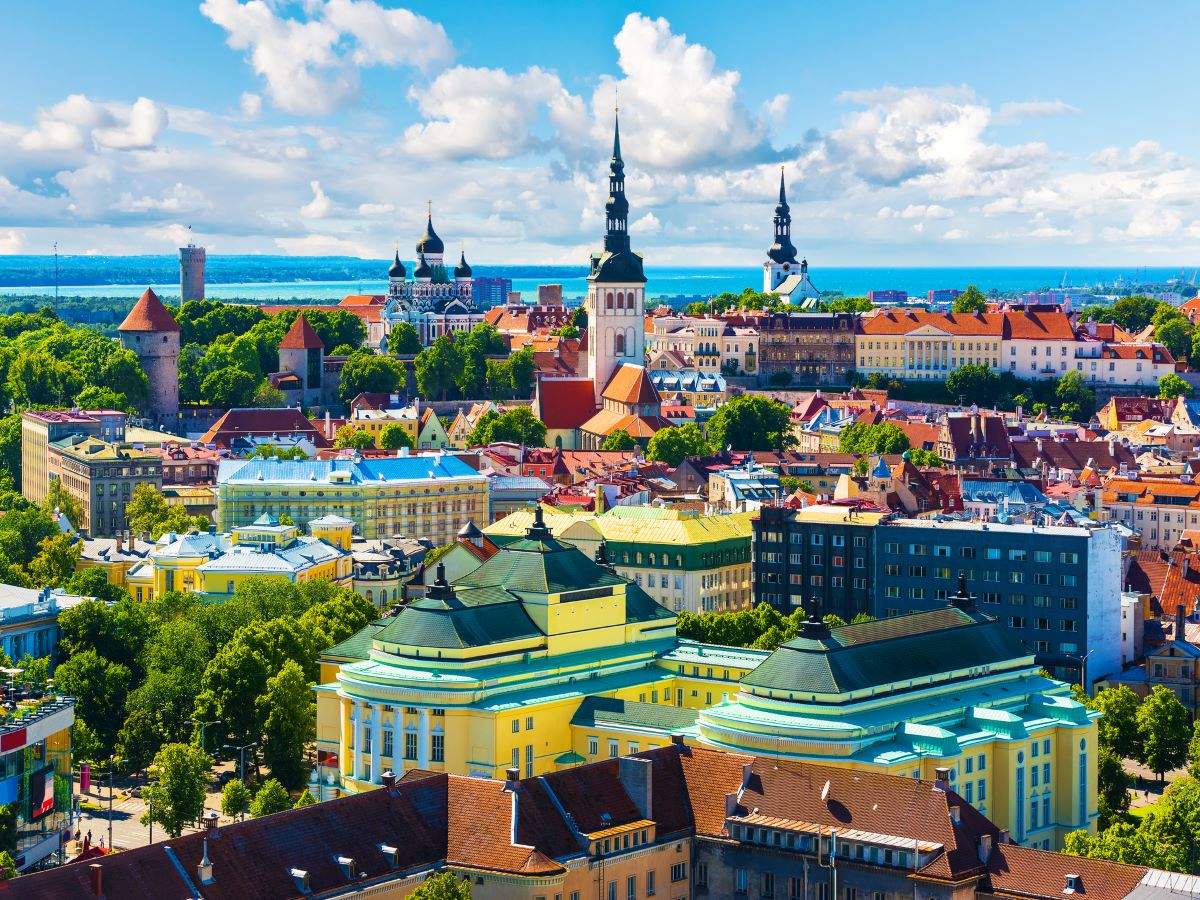 Estonia: Vaccinated travellers can skip the quarantine process