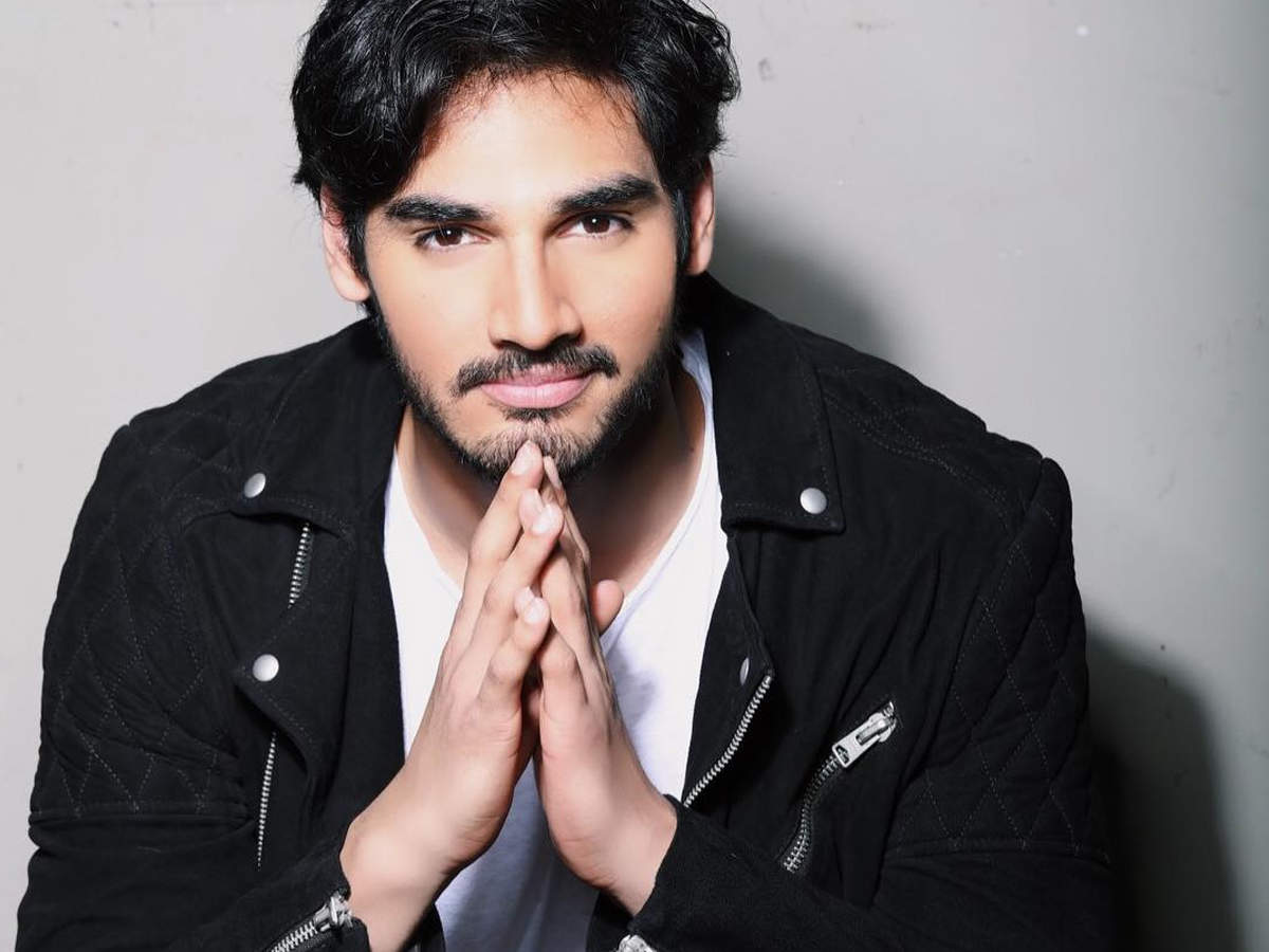 Ahan Shetty All You Need To Know About Suniel And Mana Shetty S Son Hindi Movie News Times Of India