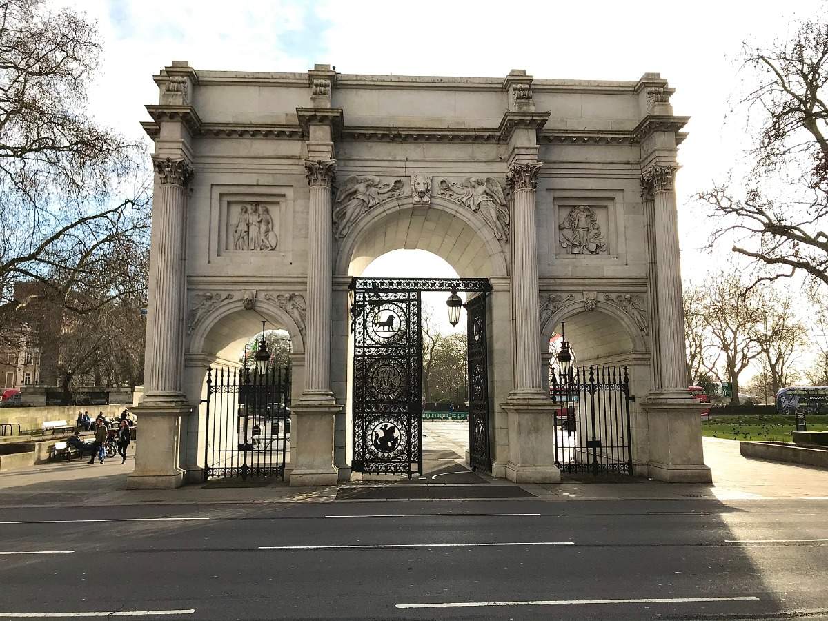 London is building Marble Arch Hill at the corner of Hyde Park