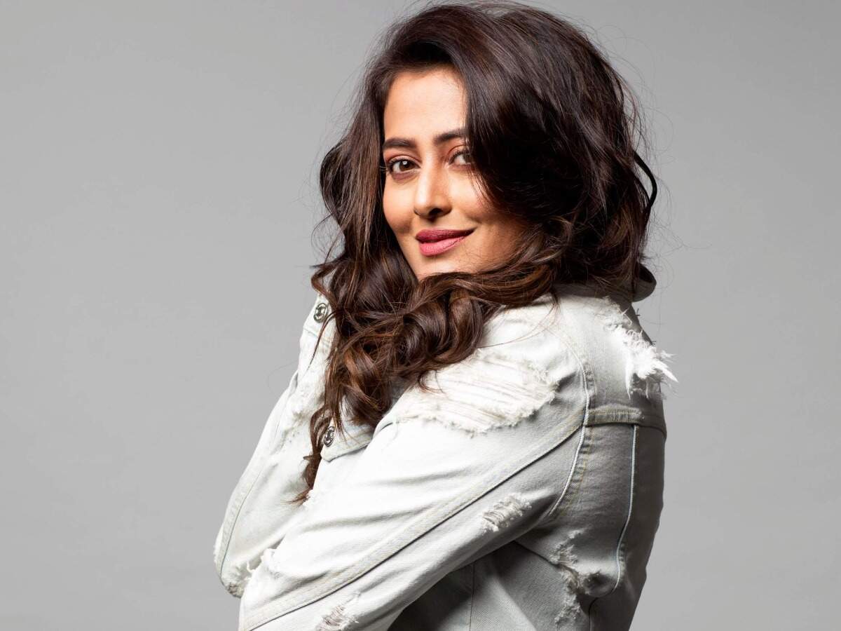 Bigg Boss Kannada season 8 contestant Niddhi Subbiah: Everything you need to know about the actress - Times of India Bigg Boss Kannada season 8 contestant Niddhi Subbiah: Everything you need to know about the actress - Times of India