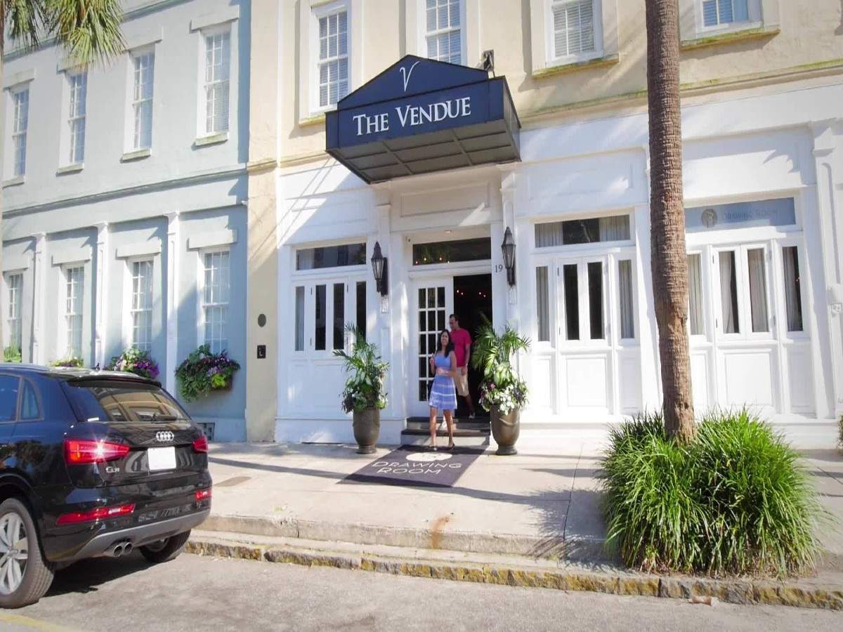 Hotel or a museum? This South Carolina hotel will leave you pleasantly confused!