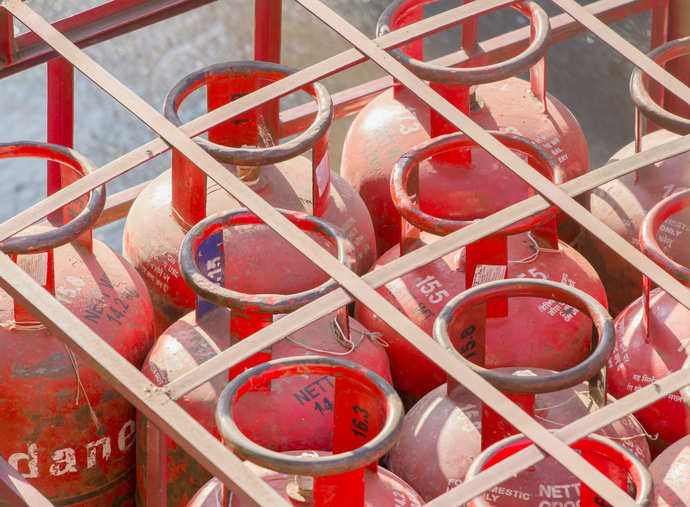 Provisions for LPG cooking fuel subsidies were halved in the budget for the fiscal year ending March 2022 to Rs 12,480 crore. (Representative image)