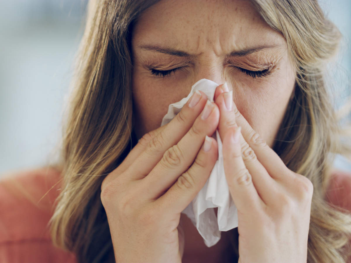 How to stop sneezing with remedies: 10 ways to stop sneezing | - Times of India