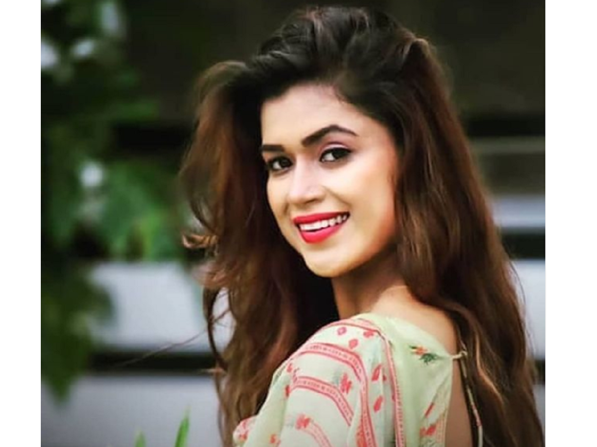 Kajal Raghwani and Sanjay Pandey shower Dimpal Singh with love on her birthday | Bhojpuri Movie News - Times of India Kajal Raghwani and Sanjay Pandey shower Dimpal Singh with love on her birthday | Bhojpuri Movie News - Times of India
