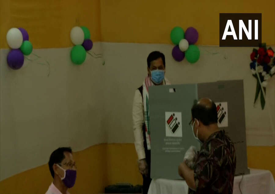 sonowal Votes 635