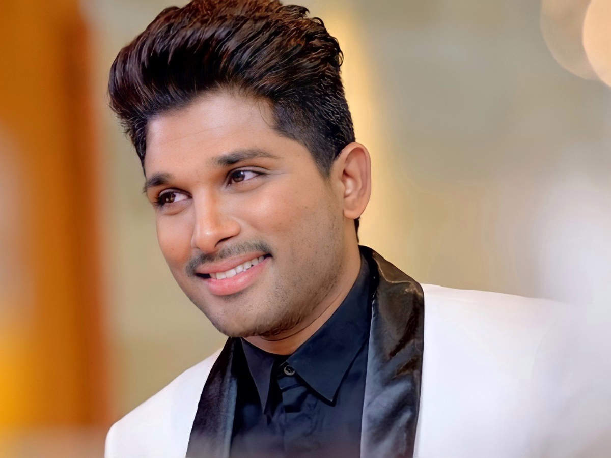 Happy Birthday Allu Arjun: Celebs and fans shower ''Pushpa'' actor with  heartfelt wishes and love | Telugu Movie News - Times of India
