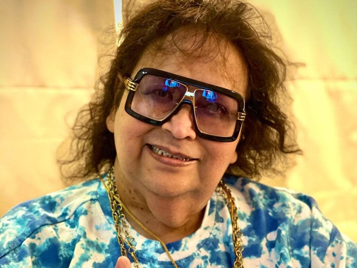 Bappi Lahiri recovers from COVID-19, discharged from hospital | Hindi Movie  News - Times of India