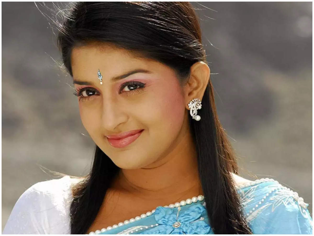 Did you know Meera Jasmine is making a comeback after a break of half a decade? | Malayalam Movie News - Times of India