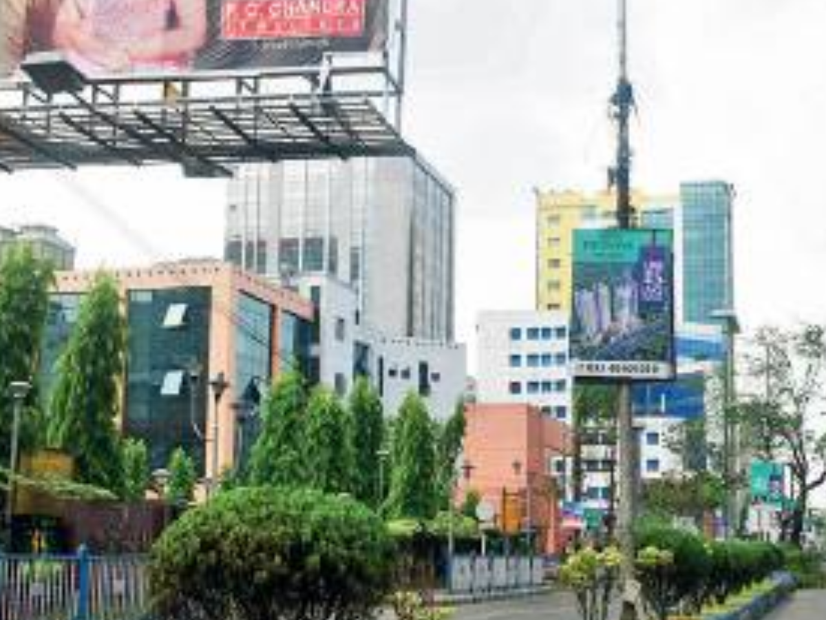Work-from-home schedule returns as private firms in Kolkata switch to  stricter pandemic protocol | Kolkata News - Times of India