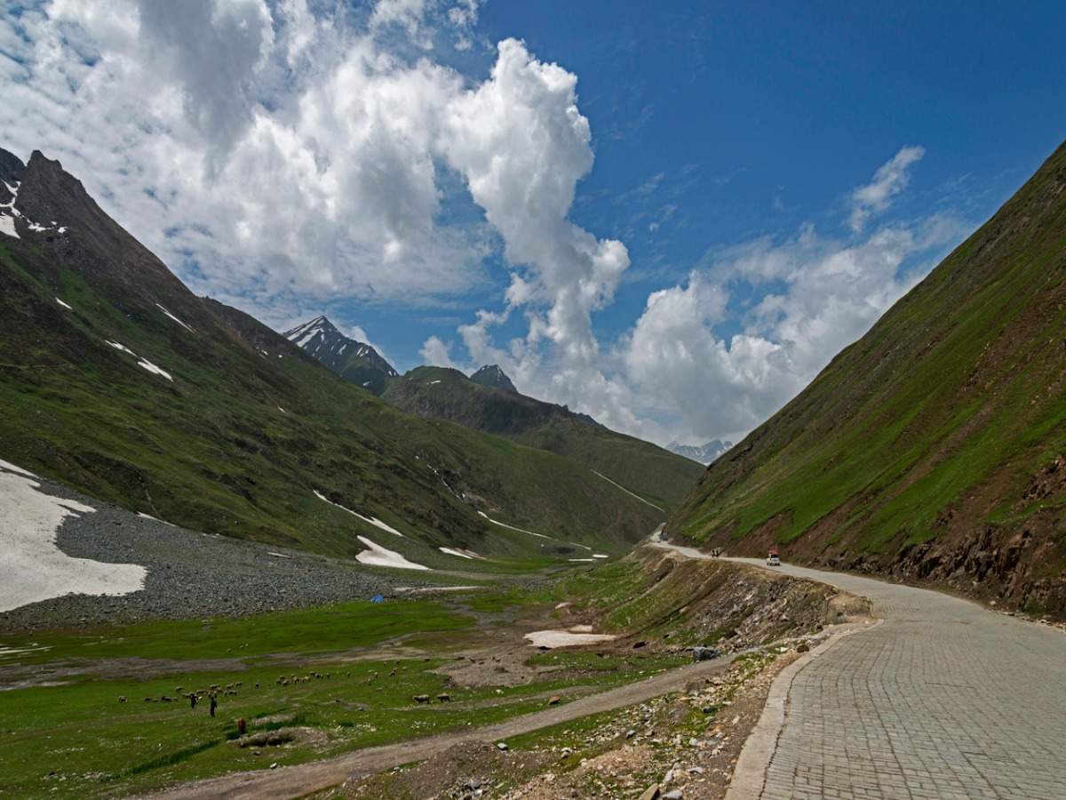 India’s high mountain pass Zoji-la has now been reopened