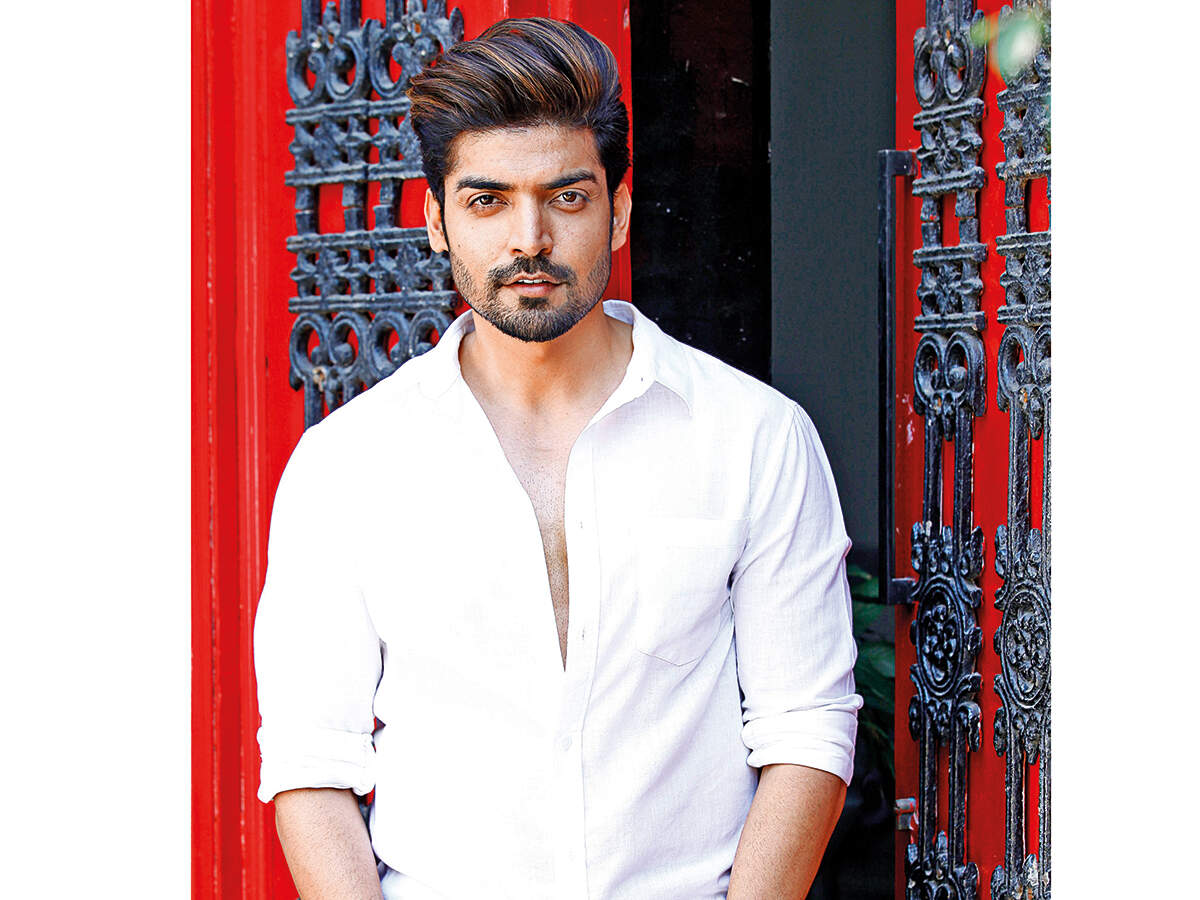 Gurmeet Choudhary: The second wave is dangerous. People often call me and cry... it's devastating - Times of India Gurmeet Choudhary: The second wave is dangerous. People often call me and cry... it's devastating - Times of India