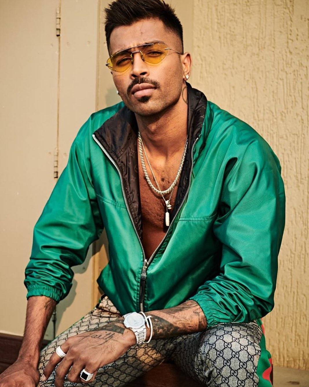 hardik pandya silver chain design