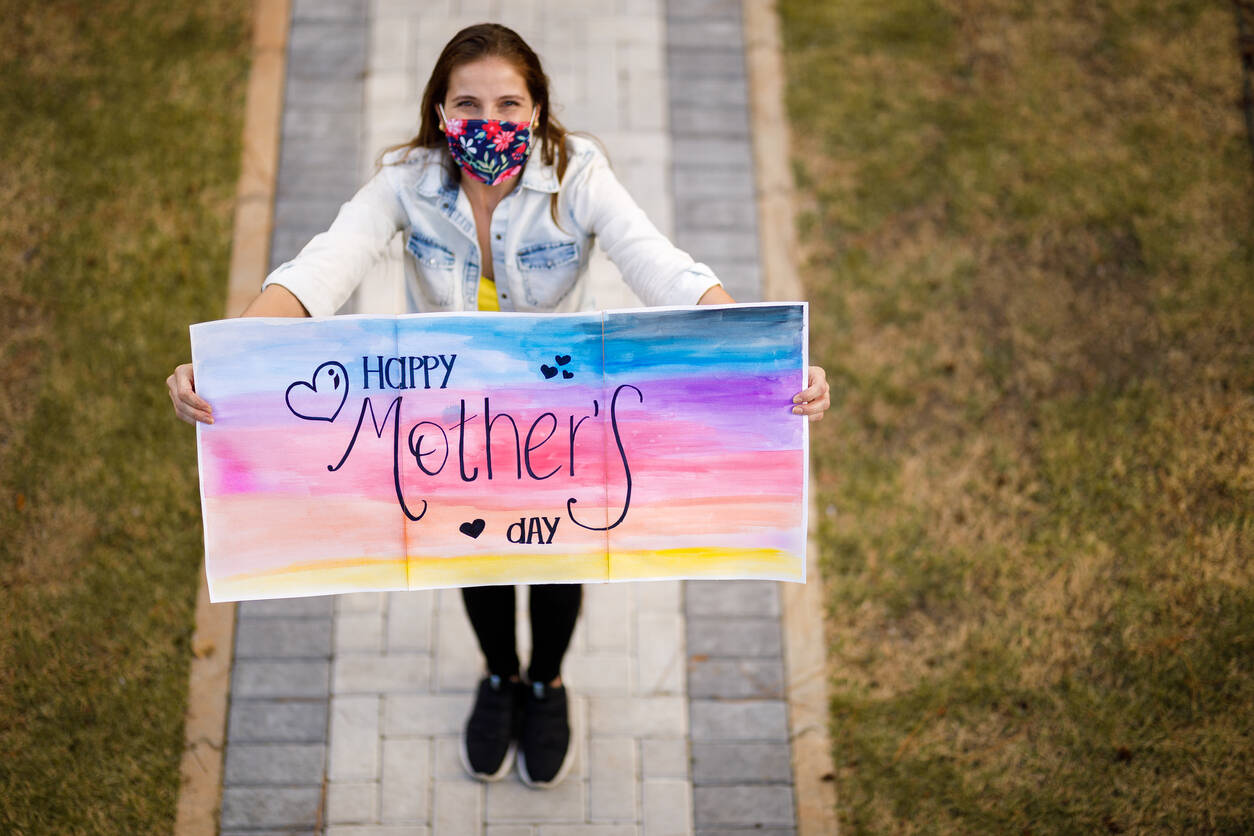 Mother's Day WhatsApp Status