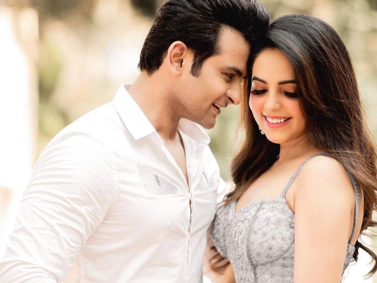 Newly married Sugandha Mishra wishes her husband Dr Sanket Bhosale on his birthday; says, 'Thank you for who you are' - Times of India