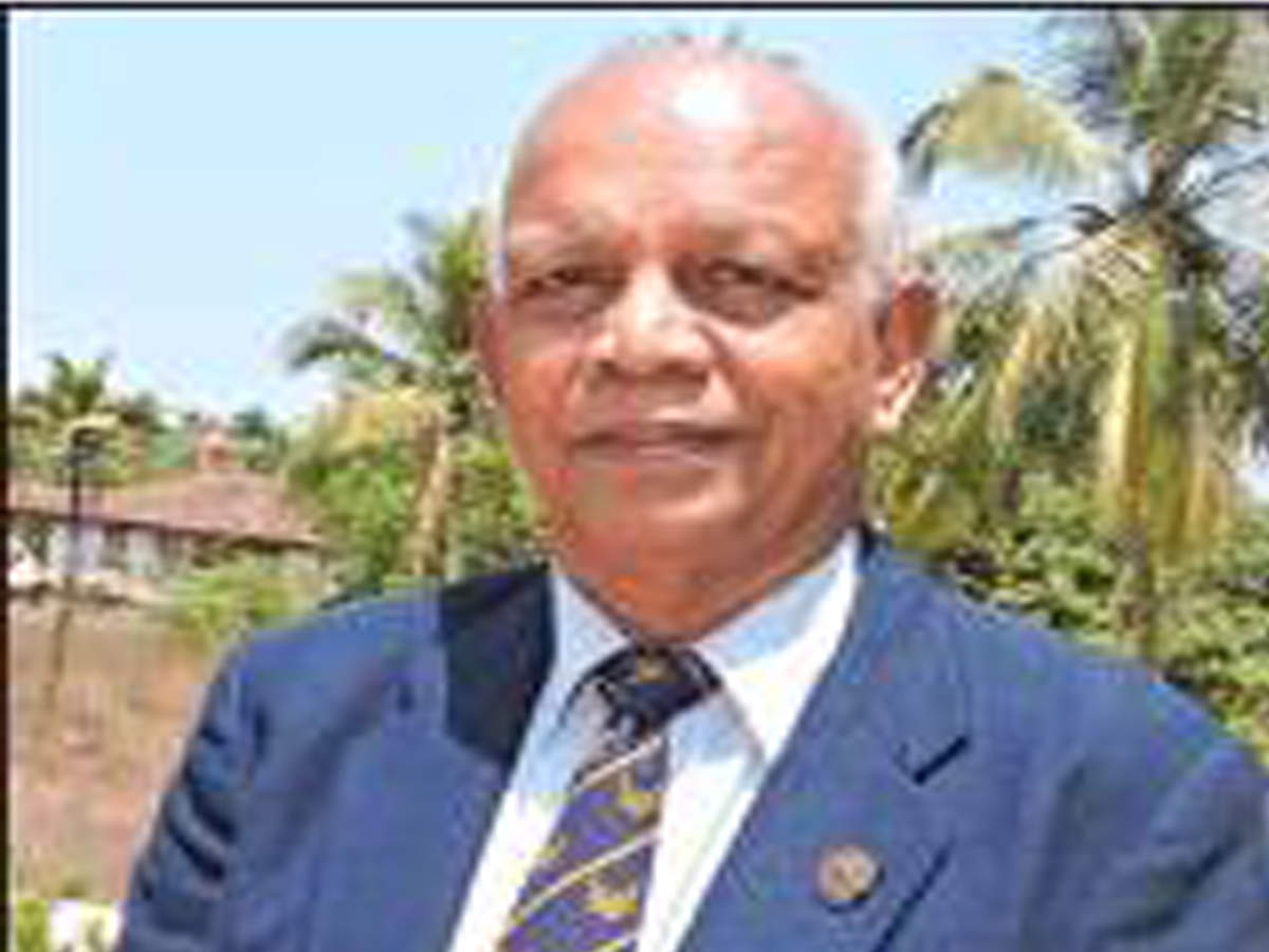 Fortunato Franco was felicitated by the SAG when he moved back to Goa after retirement