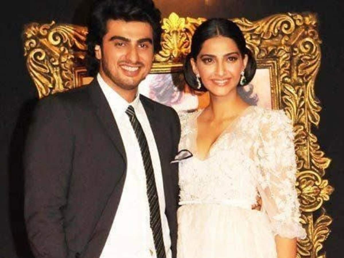 Arjun Kapoor wishes sister Sonam Kapoor Ahuja on her birthday; says &#39;can&#39;t wait to see you&#39; | Hindi Movie News - Times of India