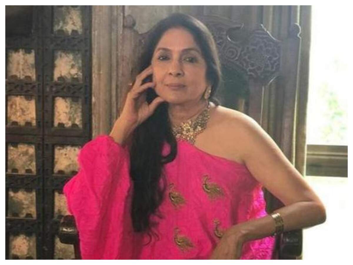 Neena Gupta Reveals She Was Called Behenji And Shameless In The Same Breath Hindi Movie News Times Of India