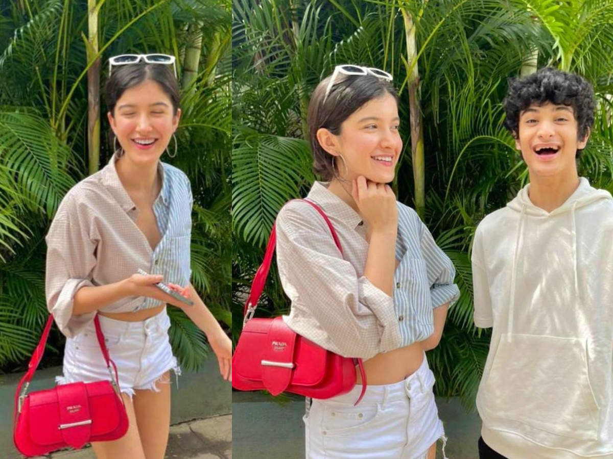 Shanaya Kapoor effortlessly pairs a Louis Vuitton bag with casual