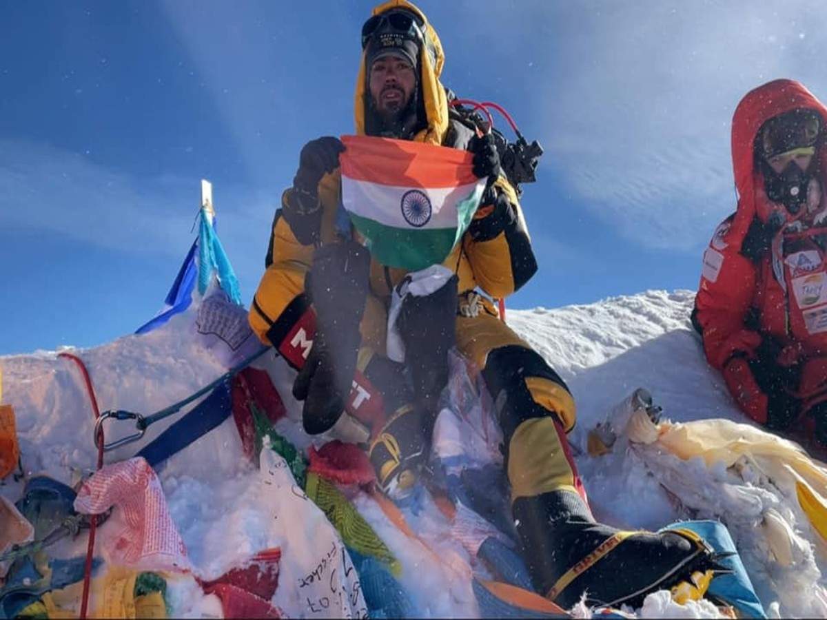 This 25 year old Indian mountaineer conquered Everest despite being COVID positive
