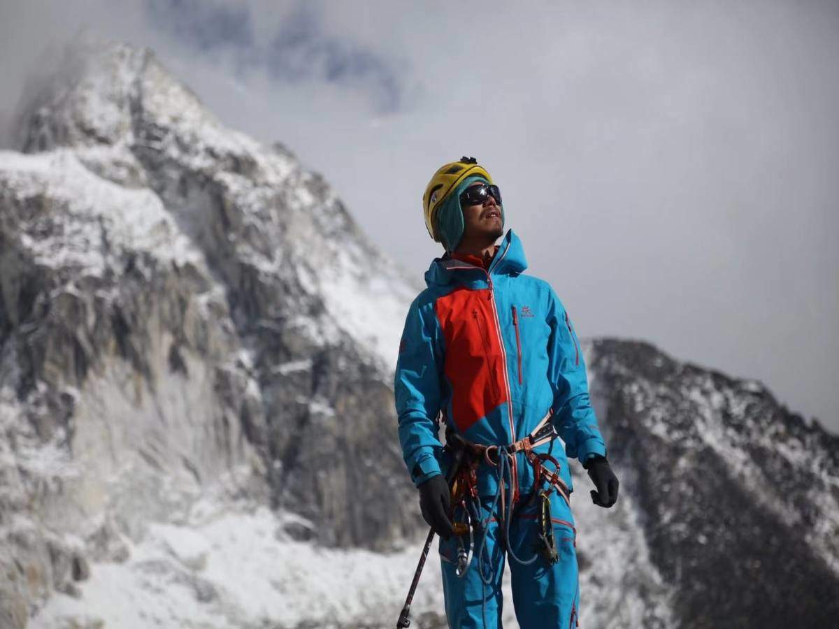 A blind man conquers Everest