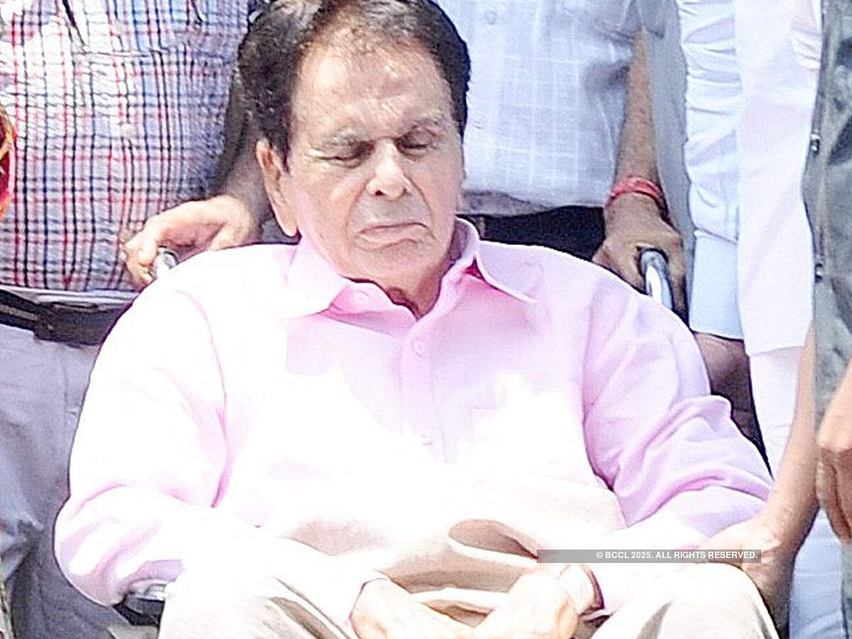 tried-to-ensure-best-possible-treatment-age-related-complications-lead-to-death-says-dilip-kumar-s-doctor-hindi-movie-news-times-of-india