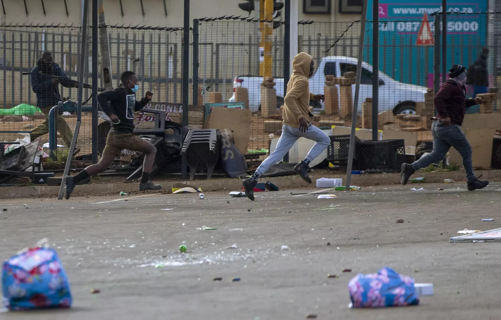 Death toll in South Africa unrest climbs to 72 as violence spreads