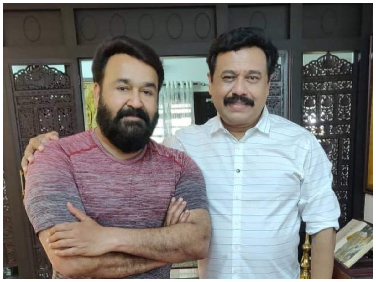 Filmmaker Vinayan: I am planning for a mass entertainer with Mohanlal |  Malayalam Movie News - Times of India