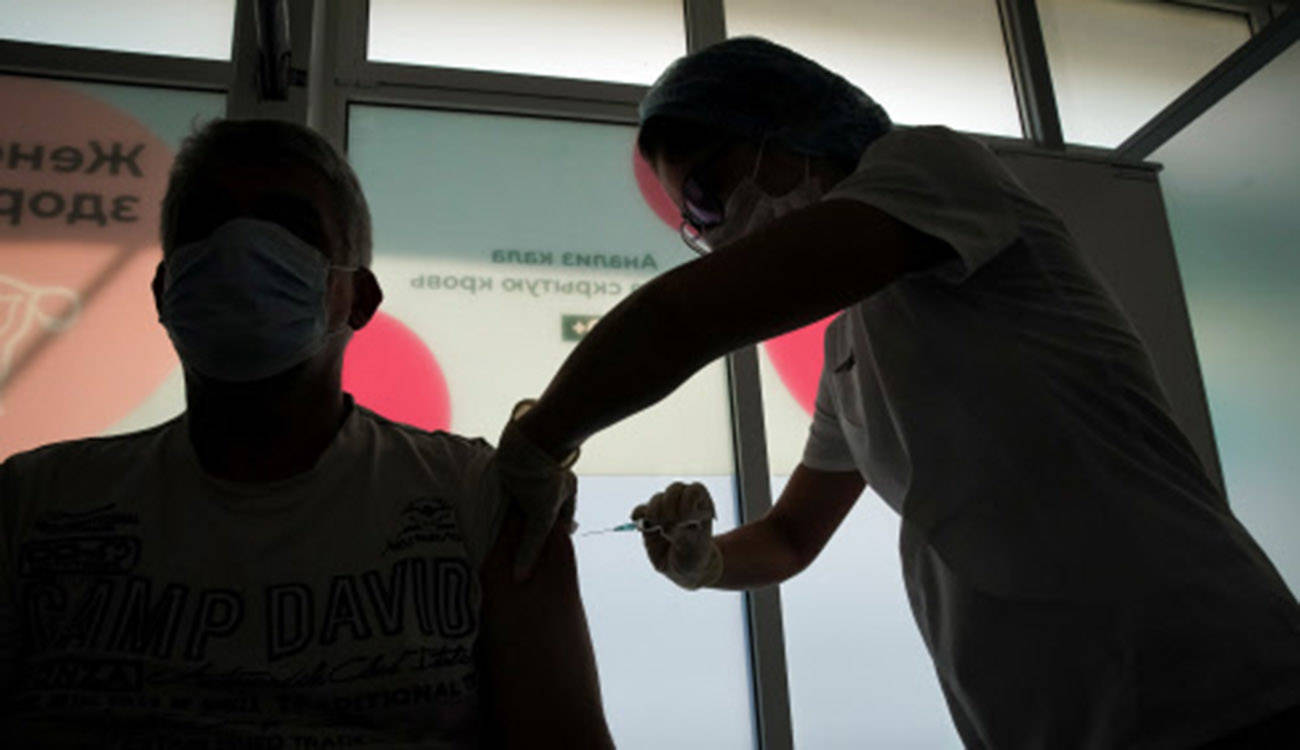 A man receives a dose of Sputnik V (Gam-Covid-Vac) vaccine against Covid-19 in Moscow, Russia July 15, 2021. (Reuters image)