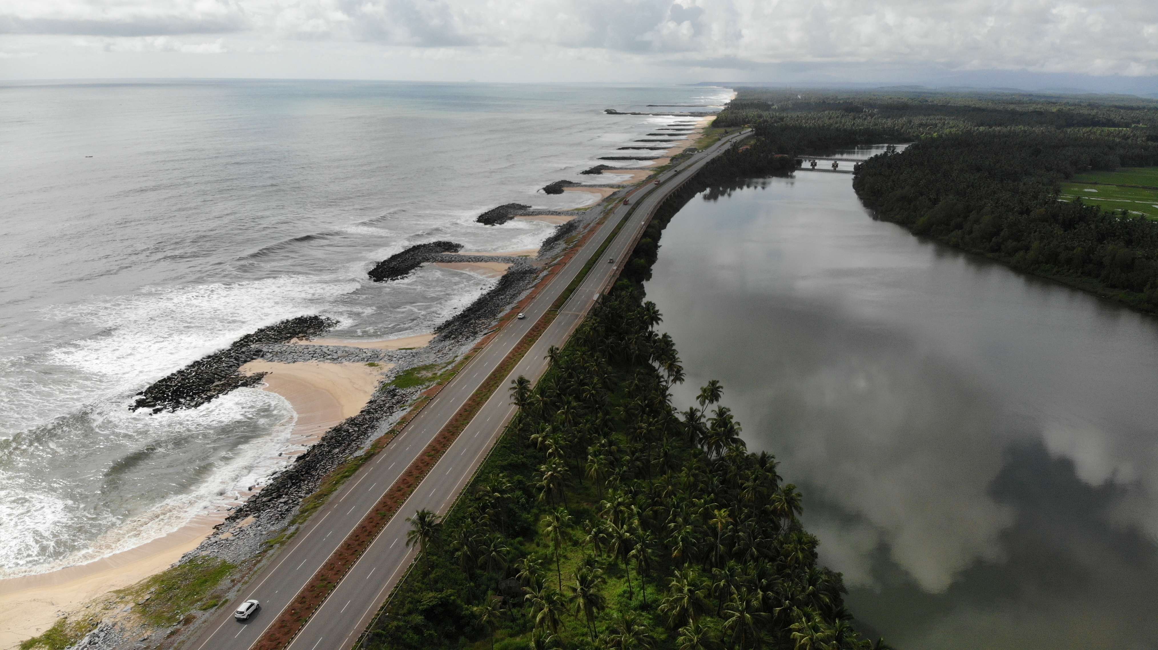 Maravanthe Beach: Discover the Breathtaking Beauty of Nature in Udupi  District! -