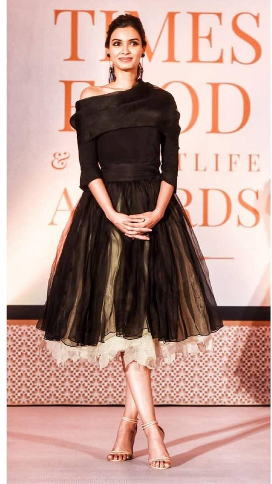 Pretty in black Pretty in black