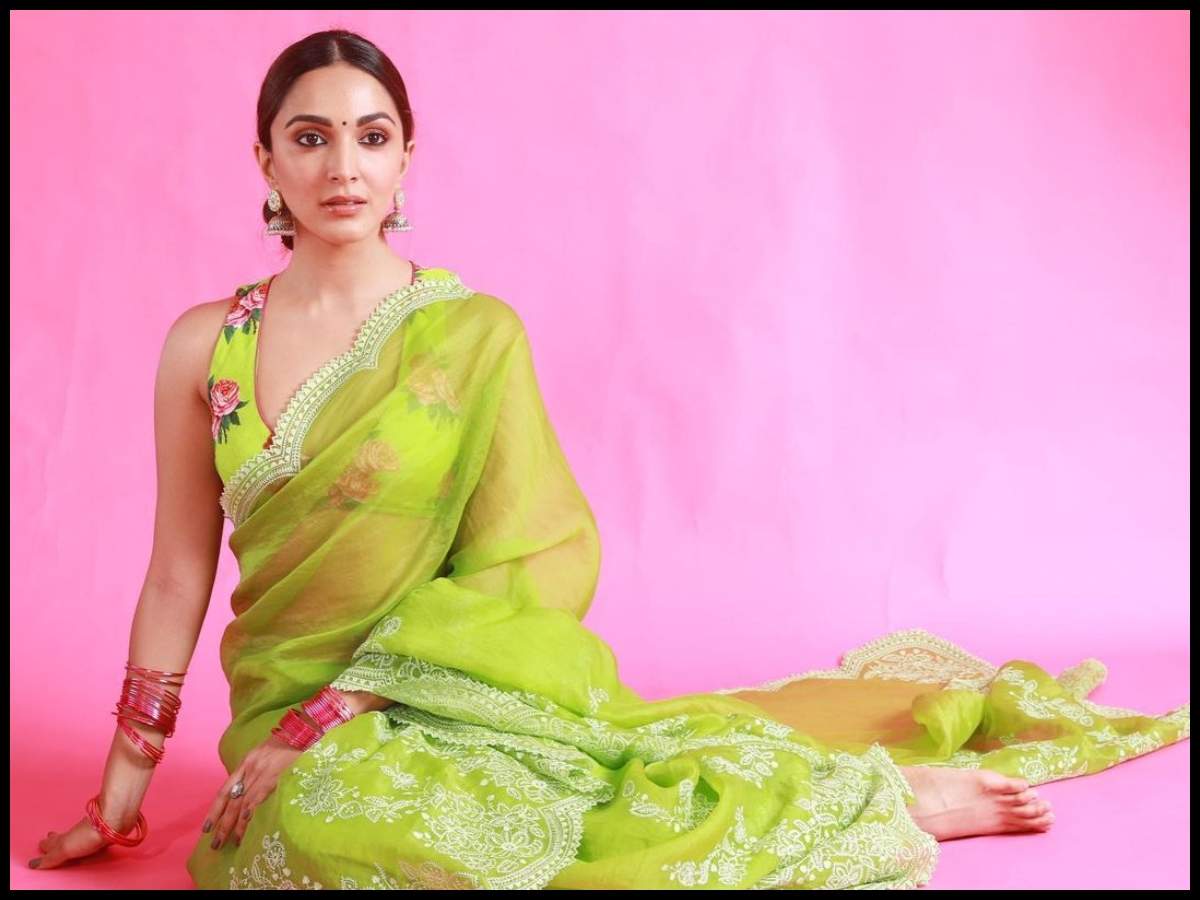 Kiara Advani looks breathtaking in a green saree as she promotes &#39;Shershaah&#39;; Janhvi Kapoor and Bhumi Pednekar react | Hindi Movie News - Times of India