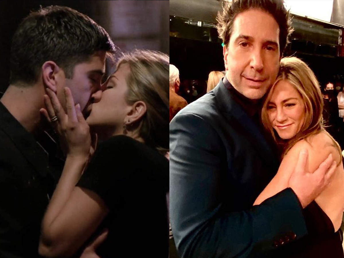 Jennifer Aniston reportedly dating &#39;Friends&#39; co-star David Schwimmer; fans  say &#39;he&#39;s always been her lobster&#39;