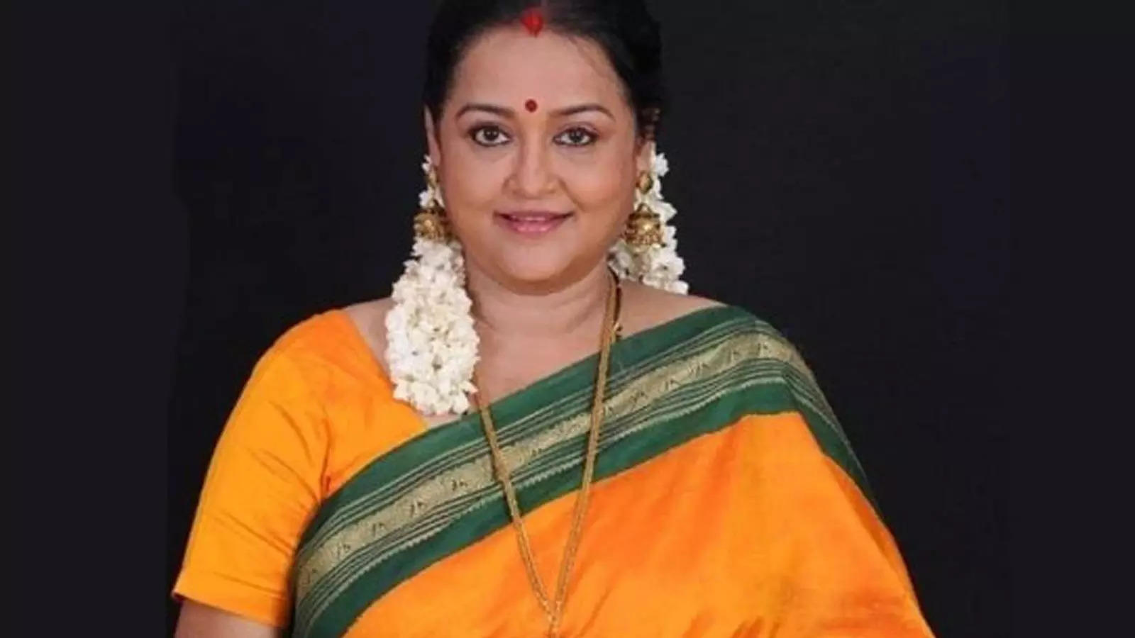 Malayalam actress Chitra passes away at the age of 56 due to a ...