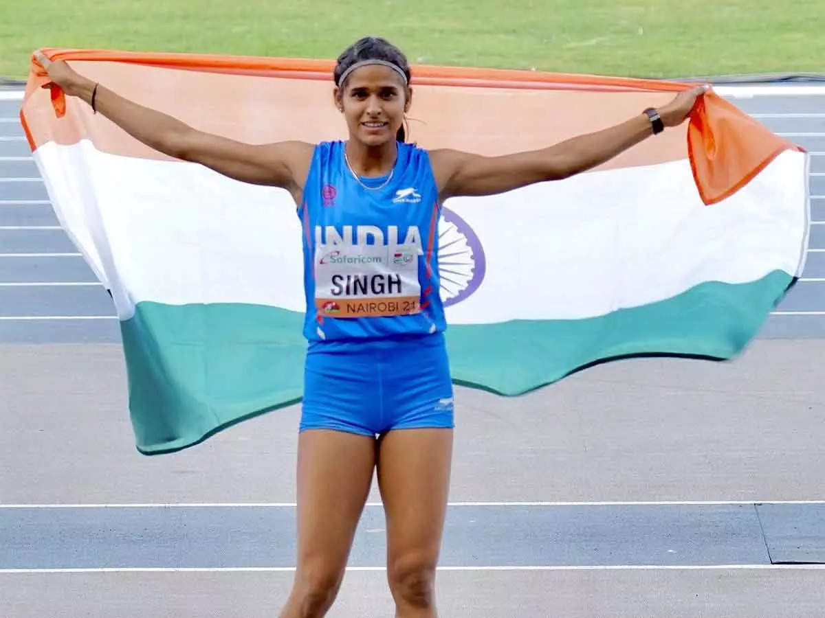 Jhansi girl new rani of long jump: Shaili Singh misses gold ...