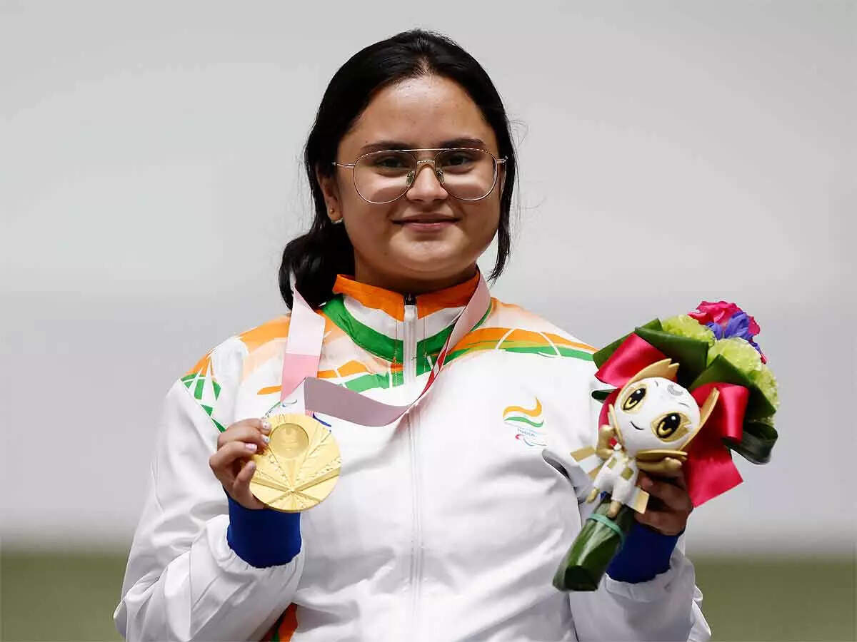 Avani Lekhara Paralympics: Shooter Avani Lekhara becomes first Indian woman to win gold at Paralympics | Tokyo Paralympics News - Times of India