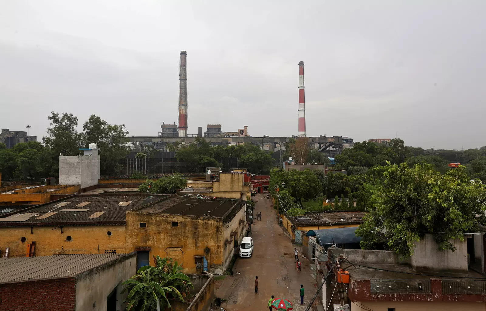 A coal-fired power plant in New Delhi. (File photo: Reuters)