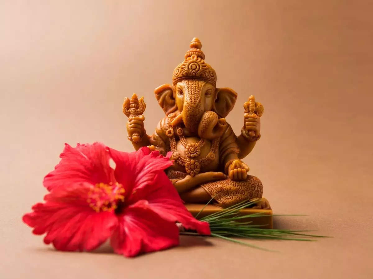 Ganesh Chaturthi 2022: Wishes, messages and quotes to send to your ...