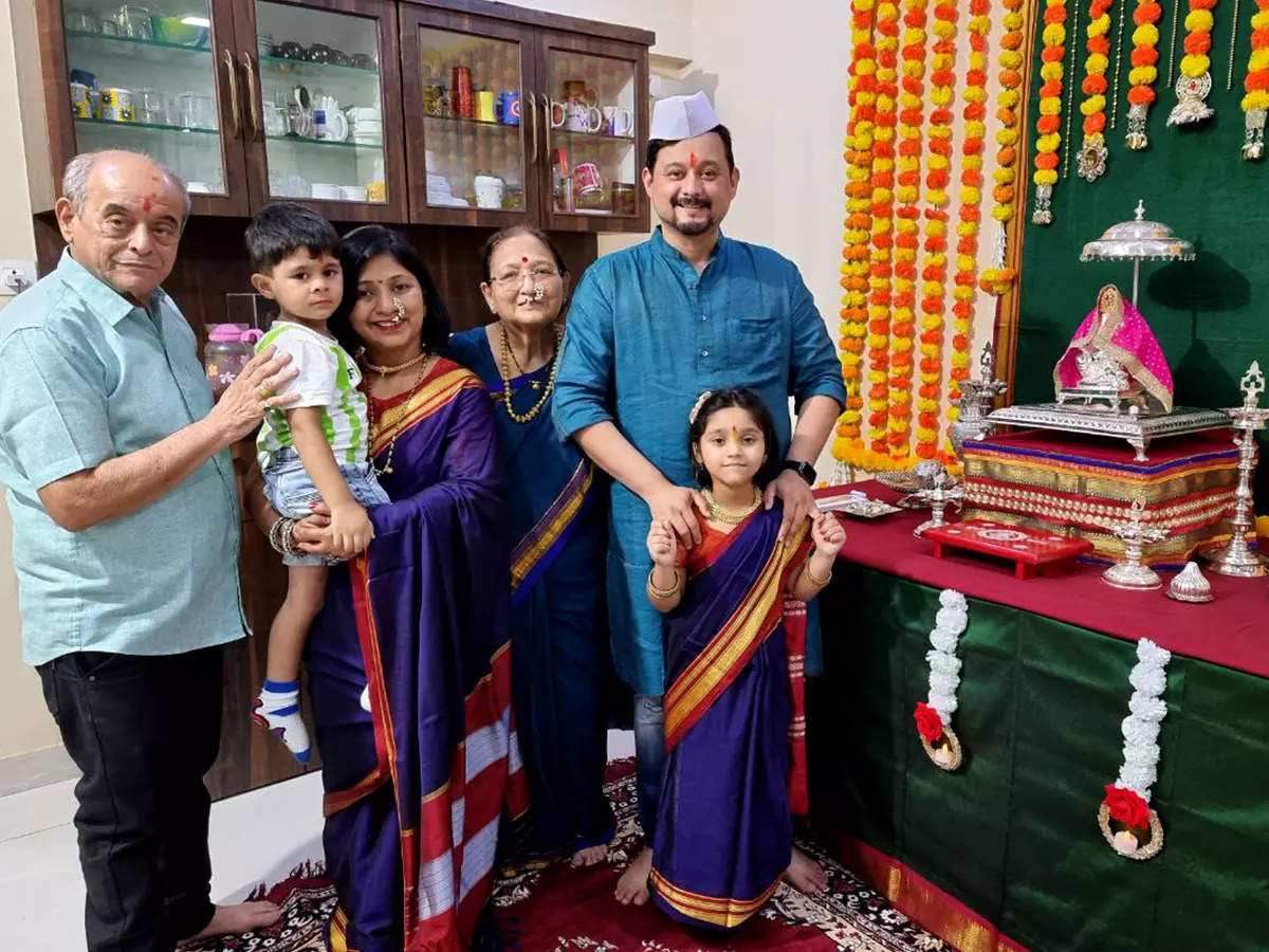 swapnil joshi family