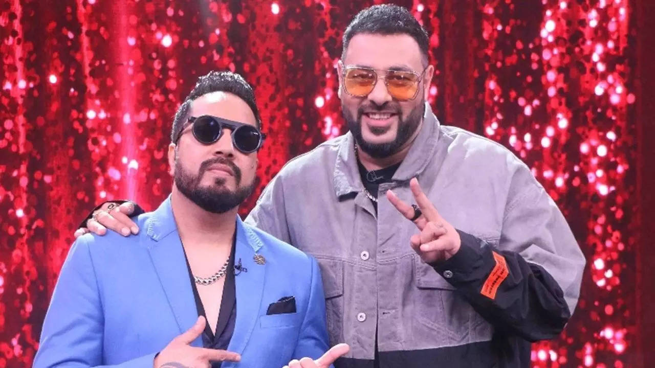 Mika Singh takes a sly dig at Badshah after rapper gets accused of buying  online views: 'Mere bhi record hote